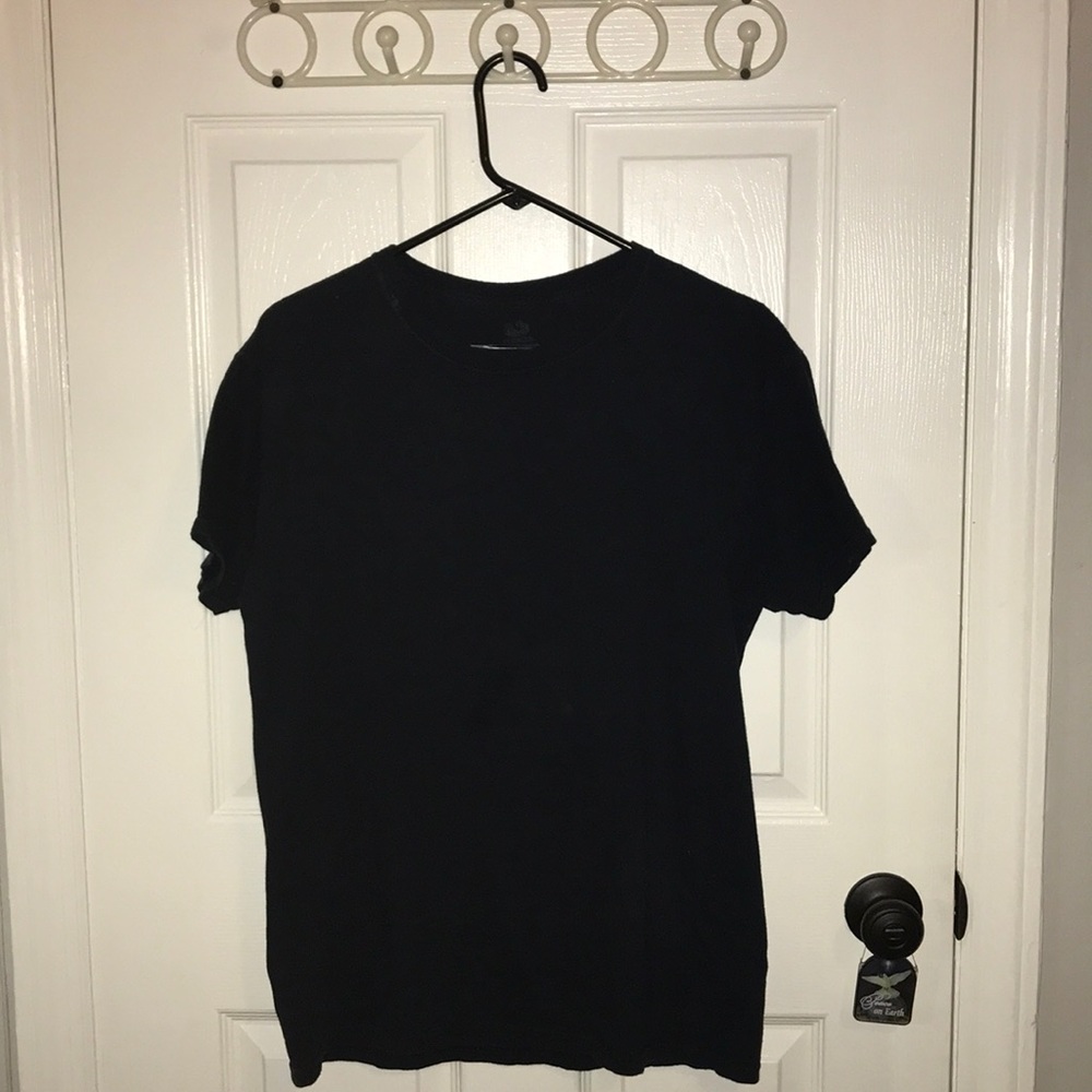 Black t-shirt